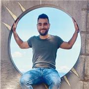 Sviluppatore Firmware impartisce lezioni di Informatica